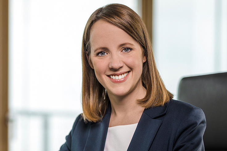 Dr. Britta Hartmann Dr. Britta Hartmann