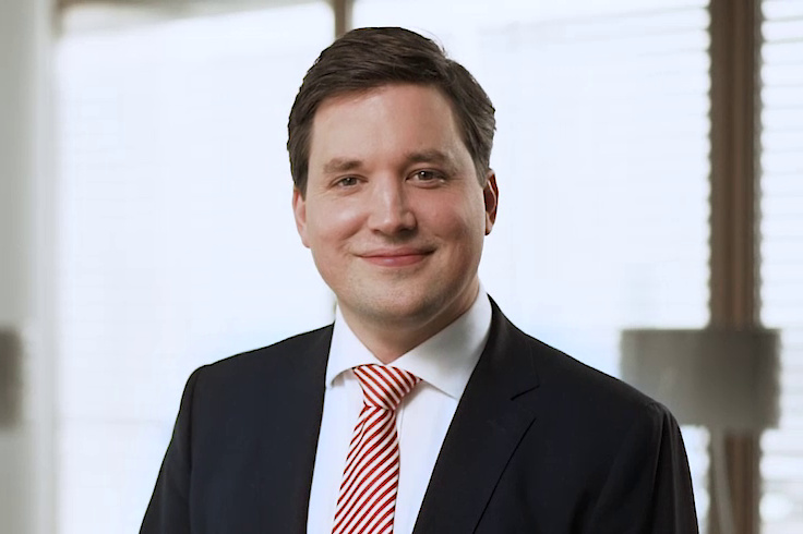Dr. Florian Dressel Dr. Florian Dressel