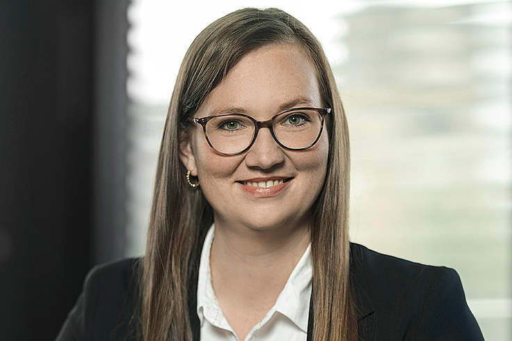 Dr. Lea Ruschinzik Dr. Lea Ruschinzik