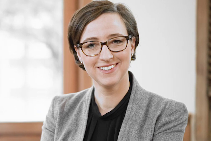 Dr. Angela Guarrata, LL.M. Dr. Angela Guarrata, LL.M.
