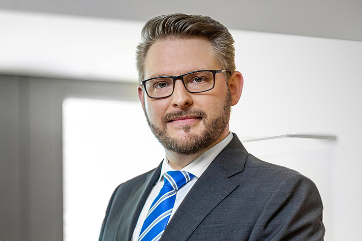 Dr. Michael Schlemmer, LL.M. Dr. Michael Schlemmer, LL.M.