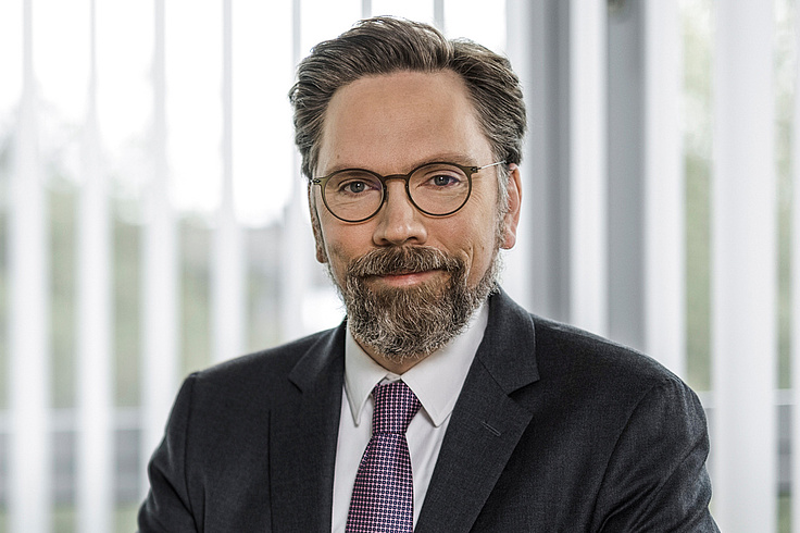 Prof. Dr. Kay H. Schumann Prof. Dr. Kay H. Schumann