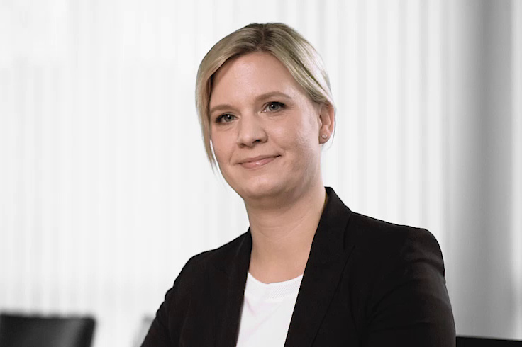 Dr. Vivien Veit Dr. Vivien Veit
