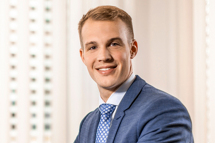 Dr. Marvin Schippers Dr. Marvin Schippers