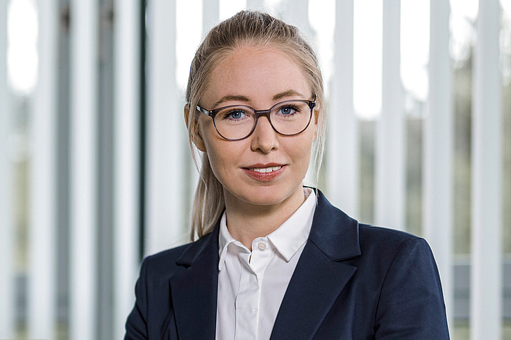 Dr. Kira-Therese Teigeler Dr. Kira-Therese Teigeler