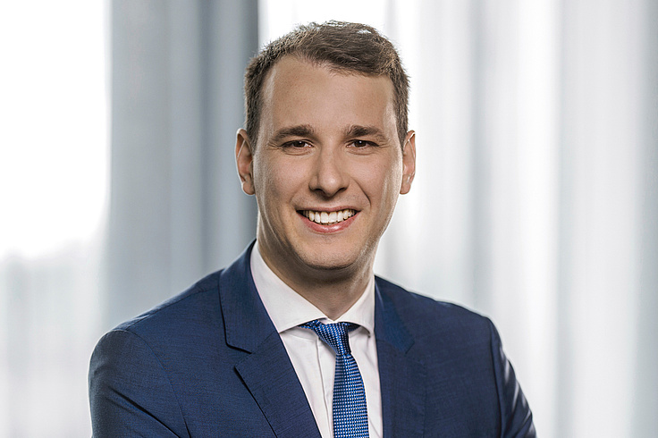 Dr. Daniel Weinke, LL.M. Dr. Daniel Weinke, LL.M.