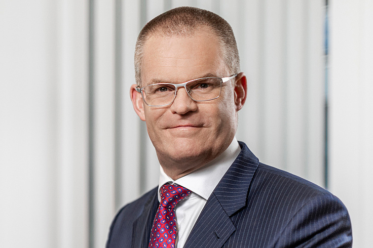 Dr. Axel Kallmayer Dr. Axel Kallmayer