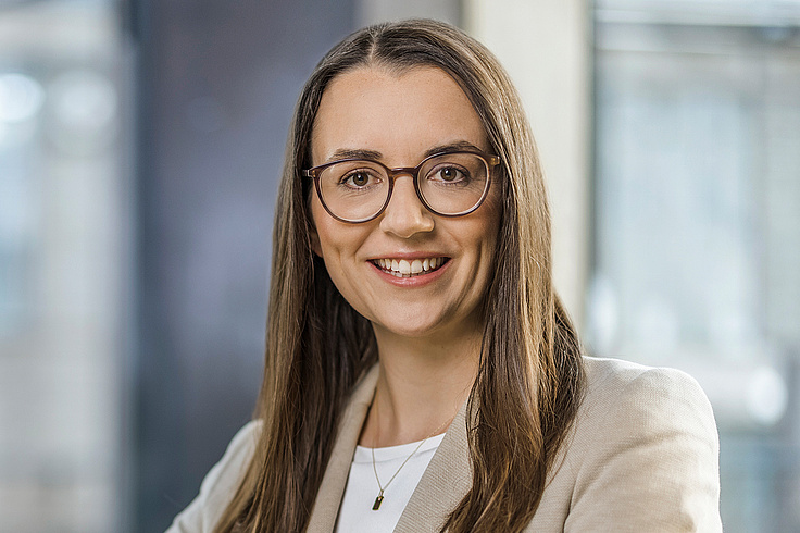 Dr. Inga Maaske Dr. Inga Maaske