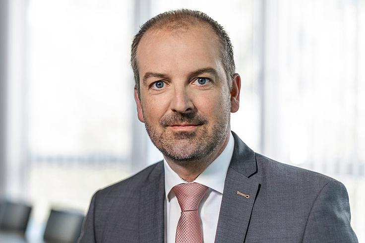 Dr. Frank Verfürth Dr. Frank Verfürth